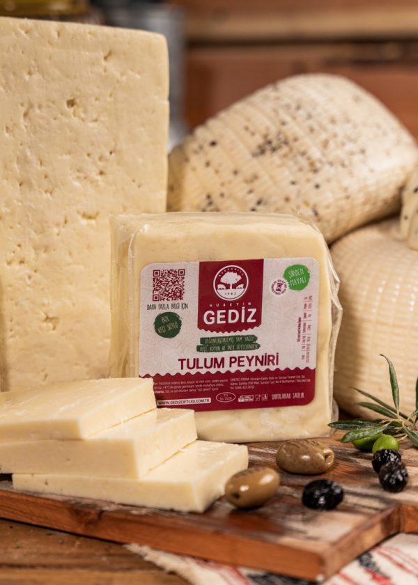 TAM YAĞLI KEÇİ TULUM PEYNİR 300 gr