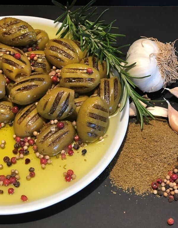 ZEYTİN SALATASI / IZGARA ZEYTİN - 850 GR